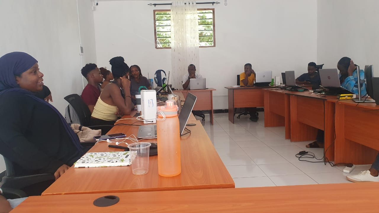 WhatsApp Image 2025-11-19 at 18.48.14_12eb620e